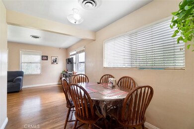 934 E 119th St, Los Angeles, CA 90059 - photo 5