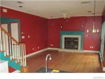 LIVINGROOM