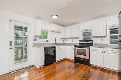 4205 N Flagler Dr unit 6, West Palm Beach, FL 33407 - photo 3