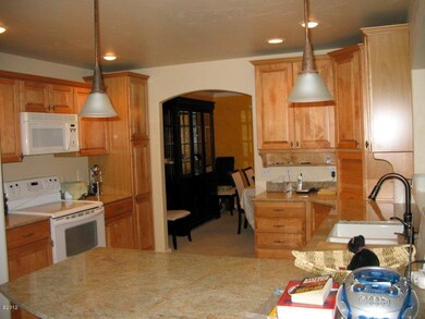 107 W Bowman Dr, Kalispell, MT 59901 - photo 4