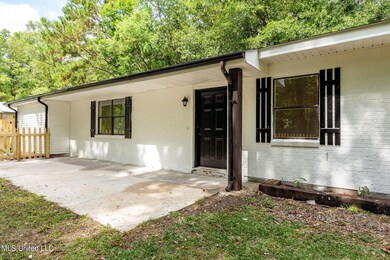 605 N Abrams Ave, Picayune, MS 39466 - photo 4