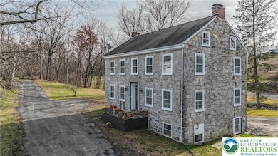 4828 Huckleberry Rd, Orefield, PA 18069 - photo 5