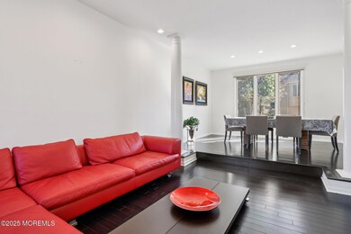 211 Pipers Landing Ct unit 211, Holmdel, NJ 07733 - photo 6