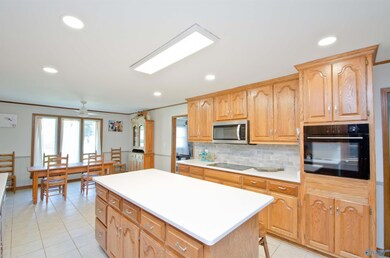 15579 Quinn Rd, Athens, AL 35611 - photo 6