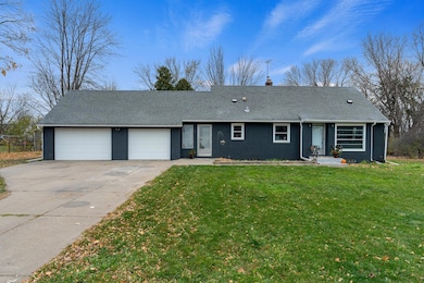 7650 Stillwater Way N, Saint Paul, MN 55128 - photo 3