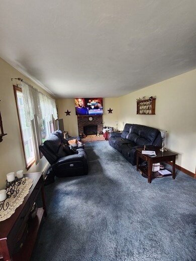 12 Martin Rd unit 12, Douglas, MA 01516 - photo 4