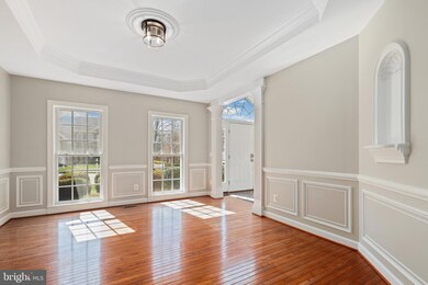 1880 Powells Landing Cir, Woodbridge, VA 22191 - photo 5