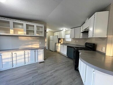 2202 Railroad Blvd, Denison, TX 75020 - photo 2