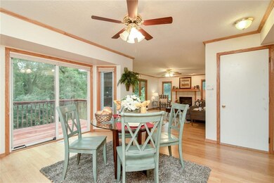 3024 Deep Woods Ct, Des Moines, IA 50320 - photo 5