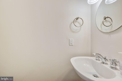 50 Wolfe St unit 24, Alexandria, VA 22314 - photo 6