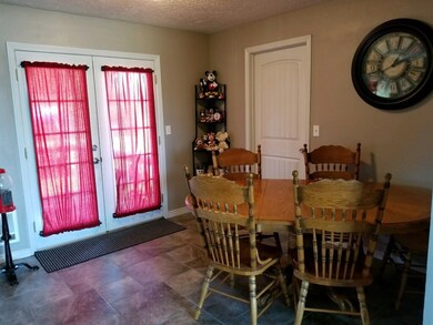 182 N 680 W, Blackfoot, ID 83221 - photo 5