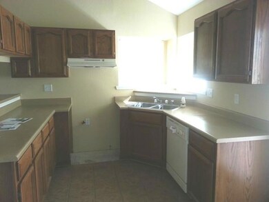 14528 Bryce Dr, Horizon City, TX 79928 - photo 4