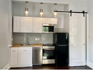 845 Columbia St, Houston, TX 77007 - photo 4