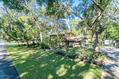 Side entry driveway