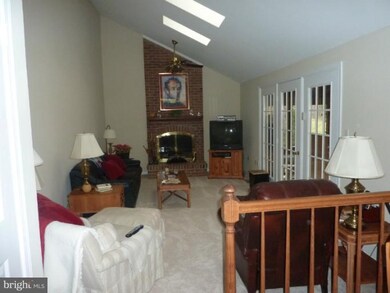 13441 Marble Rock Dr, Chantilly, VA 20151 - photo 7