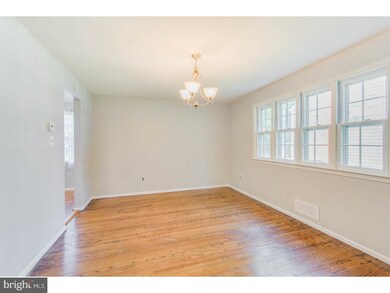 926 Locksley Ln, West Deptford, NJ 08096 - photo 7