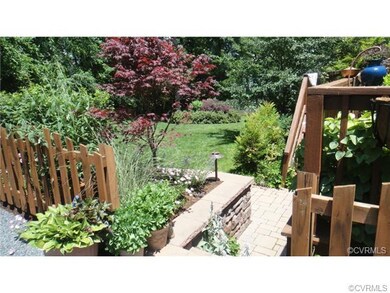 Back yard paradise ... your own secret garden. Or 