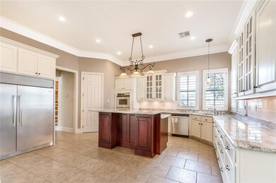 Gourmet Kitchen Has Brand New Granite Counter Tops