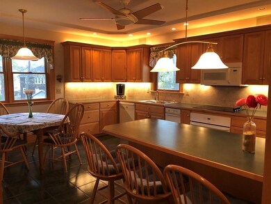 90 Cedar St unit 2, Wakefield, MA 01880 - photo 3