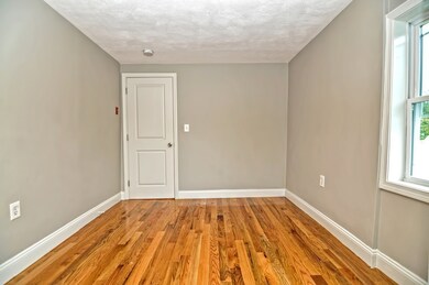 80 Putnam St unit 1, Winthrop, MA 02152 - photo 4