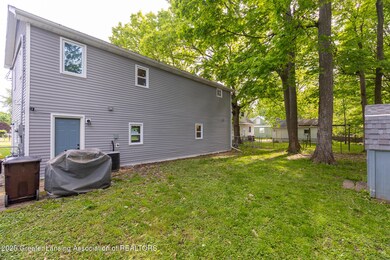 4614 Addison Rd, Lansing, MI 48917 - photo 5
