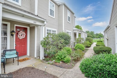 203 Barrington Ct, Palmyra, PA 17078 - photo 2