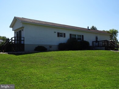 1057 Paper Mill Rd, Chambersburg, PA 17202 - photo 3