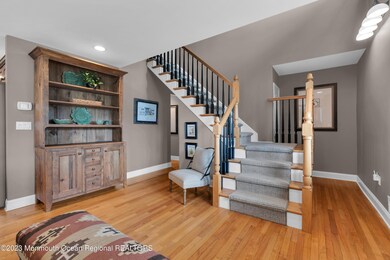ENTRY FOYER