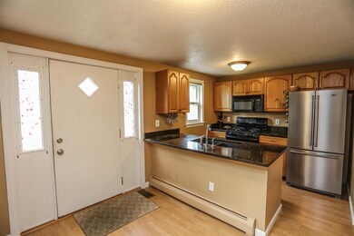 49 Ode Way unit 11, Manchester, NH 03103 - photo 5