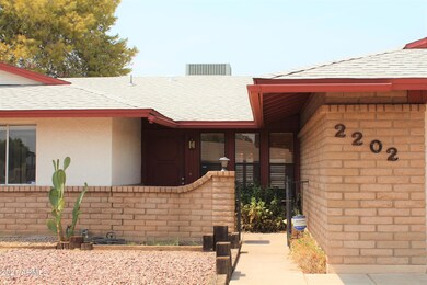 2202 E Hampton Ave, Mesa, AZ 85204 - photo 4