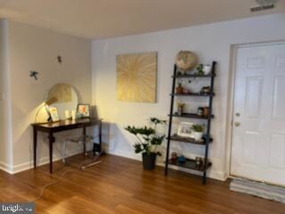 621 Admiral Dr unit 307, Annapolis, MD 21401 - photo 2