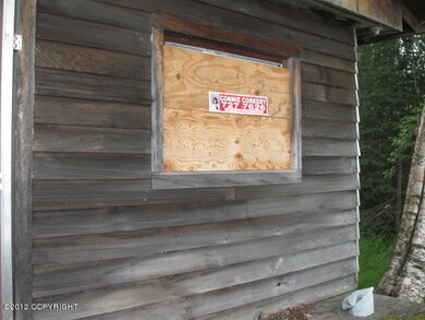 1/2 front of cabin