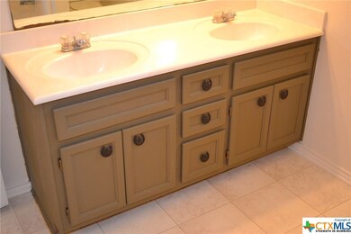 2508 Vernice Dr, Copperas Cove, TX 76522 - photo 5