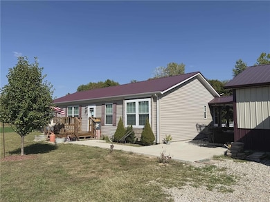 16166 Indian Boundary St, Chrisman, IL 61924 - photo 2