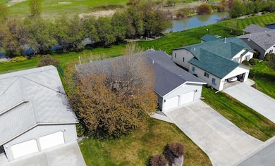 77 E Nicklaus Ave, Kalispell, MT 59901 - photo 2