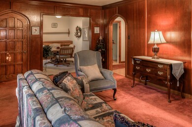 mls 214 Locust Lodge 07