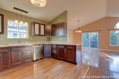Kitchen w/Granite Counters