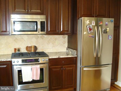 6419 Lyric Ln, Falls Church, VA 22044 - photo 7