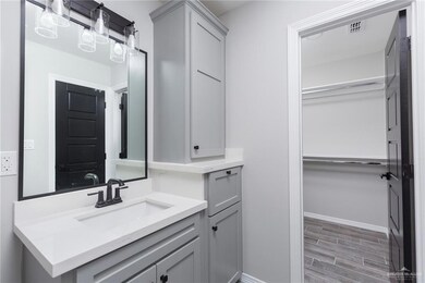 509 N Illinois Ave, Weslaco, TX 78596 - photo 4