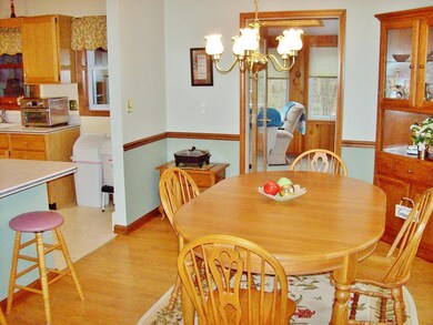 8 Gorham Heights Rd, Gorham, NH 03581 - photo 5