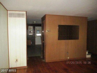 1050 Middleborough Rd, Essex, MD 21221 - photo 2