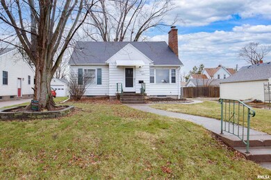 1818 N Pine St, Davenport, IA 52804 - photo 2