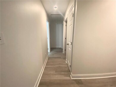 Hall to bed