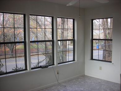 3201 Foxchase Ct, Lexington, KY 40515 - photo 6