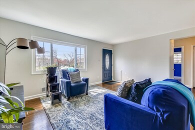 13100 Parkland Dr, Rockville, MD 20853 - photo 7