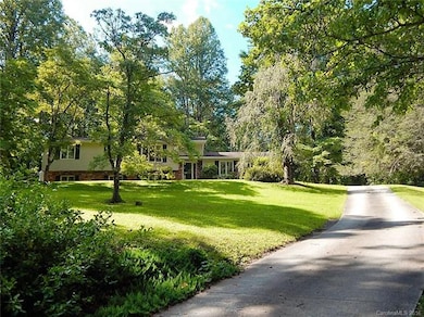 Beautiful Front Yard