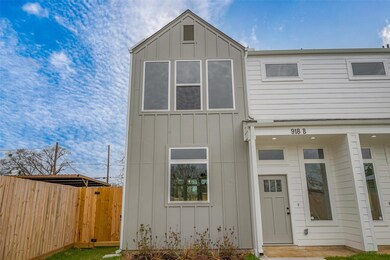 918 Saint Clair St unit B, Houston, TX 77088 - photo 7