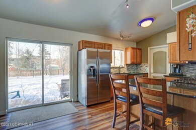 Kitchen/Door to back yard