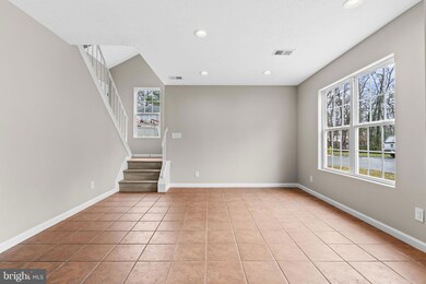 46359 Columbus Dr unit 608, Lexington Park, MD 20653 - photo 5