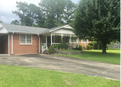 1002 Sioux Dr, Jacksonville, NC 28540 - photo 2